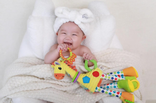 供卵助孕联系方式怀孕早期肚子胀气